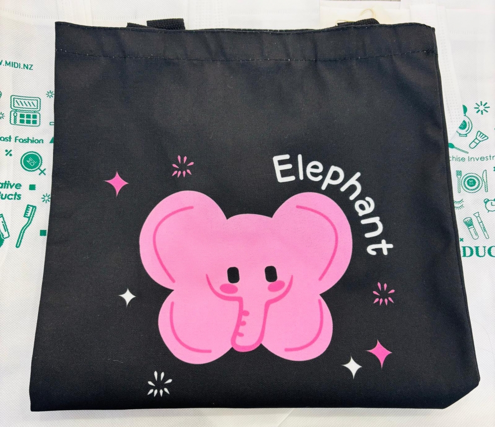 Heat Transfer Vertical Shopping Bag With Little Elephant