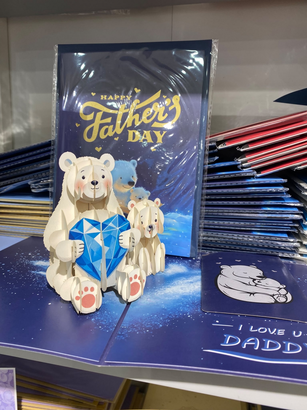 Bear hugging father 3D card