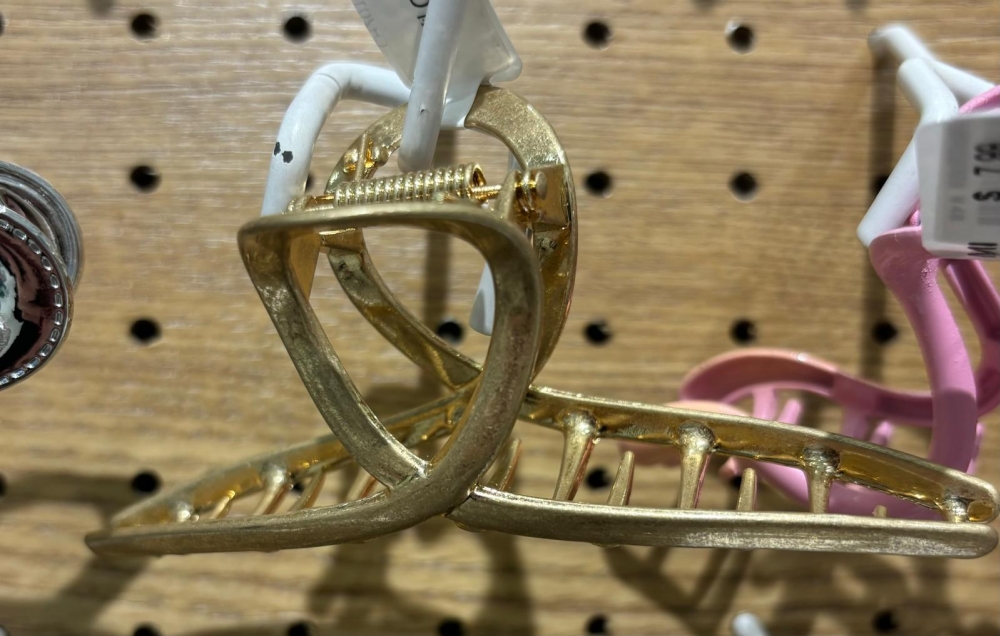 Simple Cross Metal Grab Clip