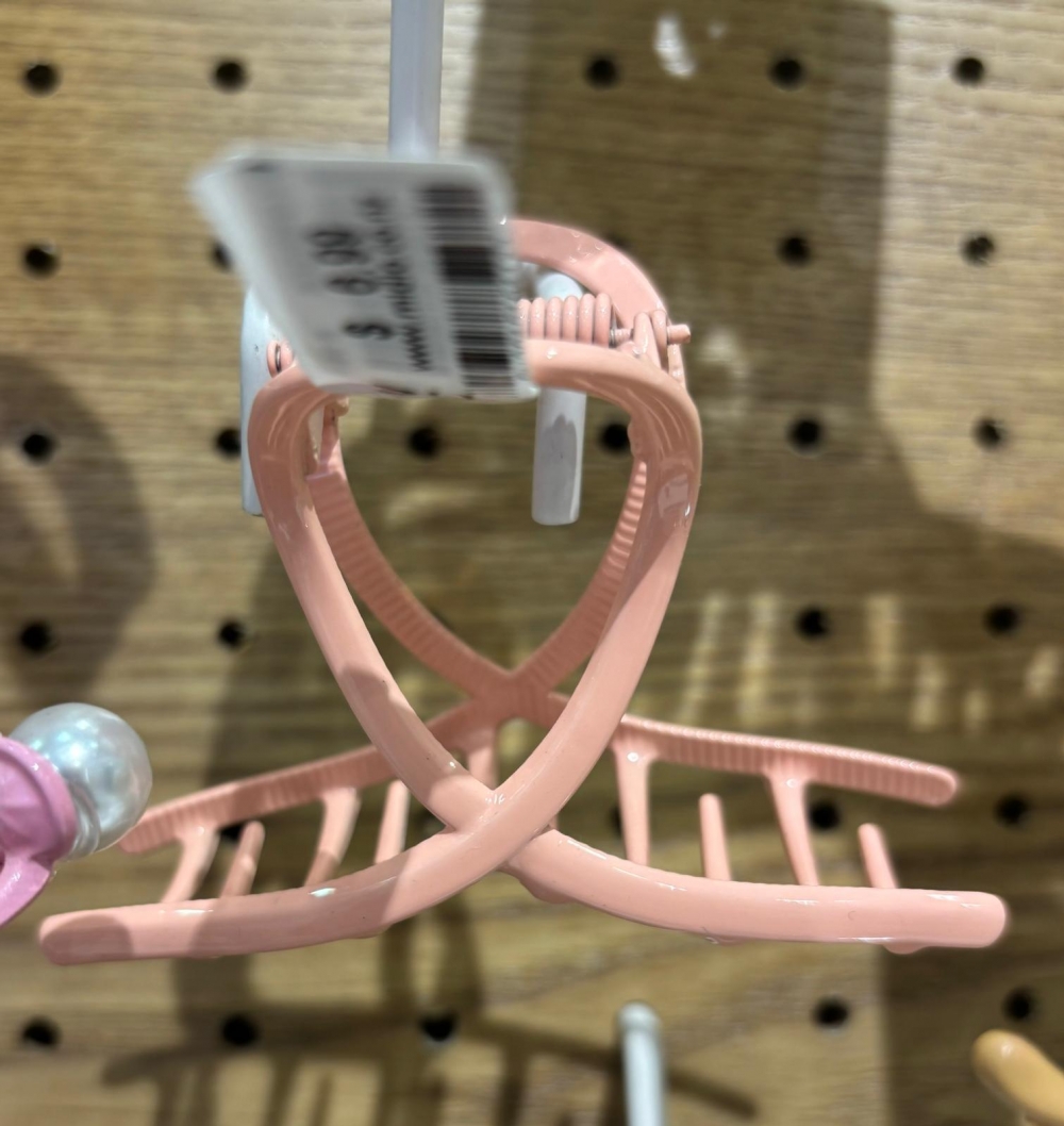 Spring color mix clip