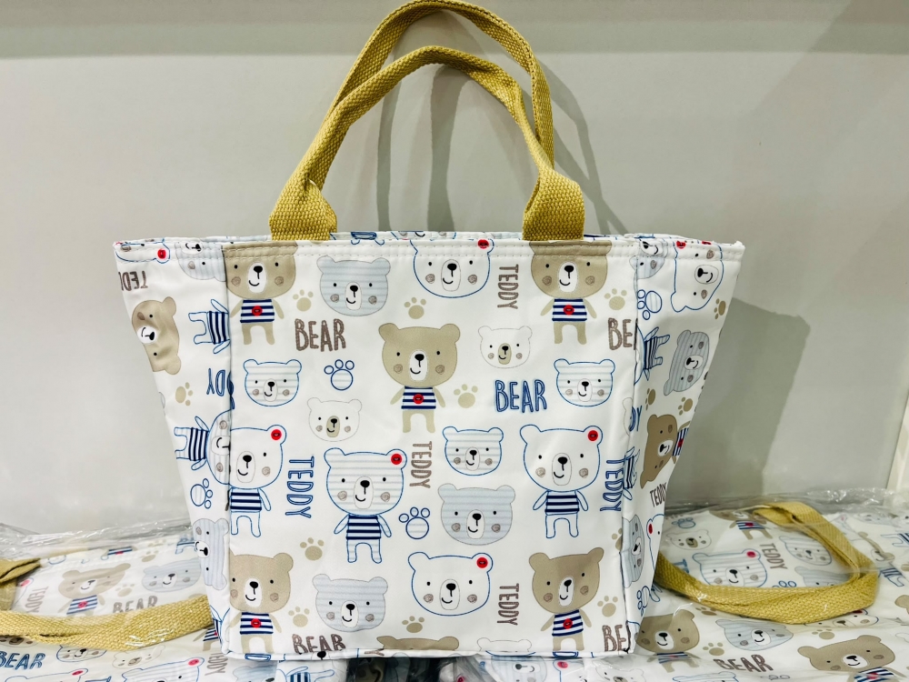 Cartoon Bear Large Capacity Insulated Bento Bag
