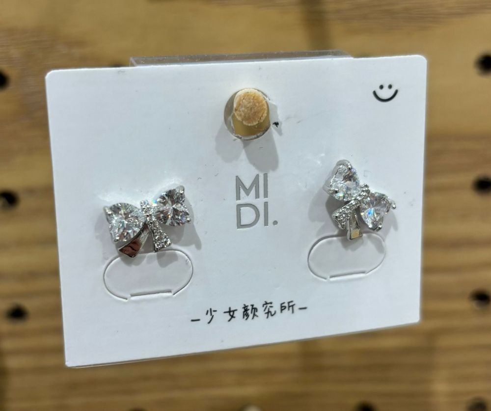 Simple delicate stud earrings/mixed