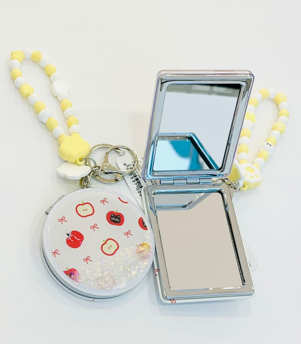 Apple Cute Cat Series Pendant Round Flowing Sand Mirror Assorted