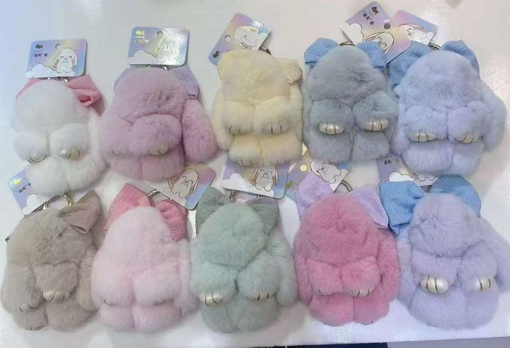 Little Rabbit Keychain+ Zinc Alloy Keychain/10C117