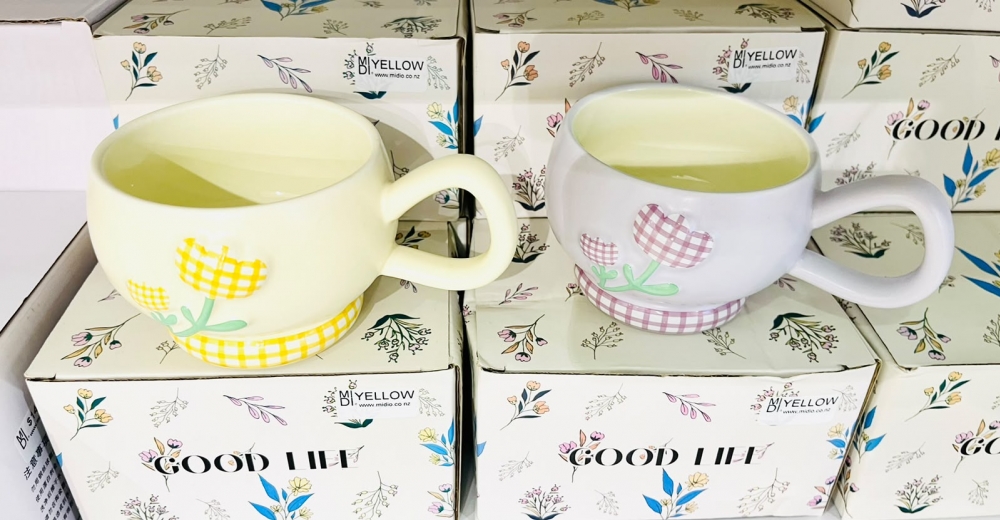 350 ml Checkered Tulip Ceramic Cup Assorted