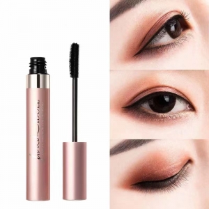Intensive Feather-fan Light Makeup Mascara