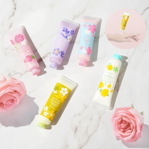 Fragrance moisturizing hand cream/lavender
