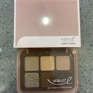Wodwod Fantasy Butterfly Shadow Six-Color Eye Shadow Palette #02 Deep Sleep Moon/Milk Tea Woody NudeBrown